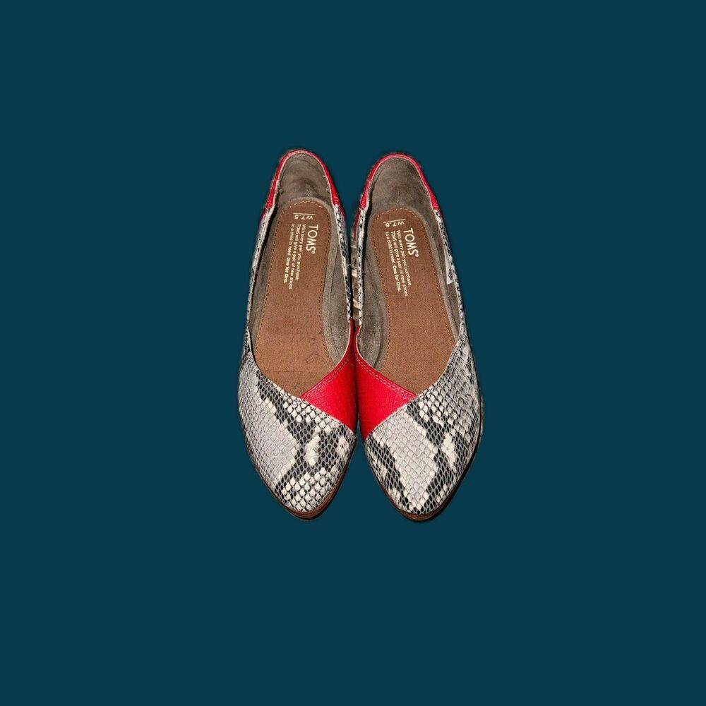 Tom’s One For One Women’s Pointed Slip-On Flats Snakeskin Print Red Mature 7.5